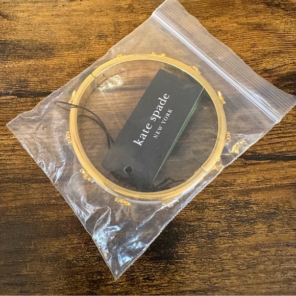 Kate Spade Gold and White Bangle NWT - Picture 6 of 13